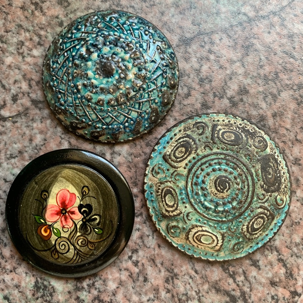 3 brooches hand painted